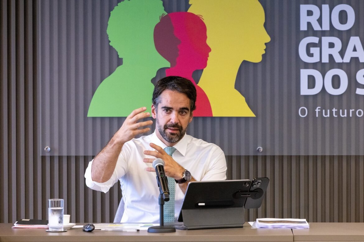 eduardo-leite-defende-candidatura-a-presidencia-pelo-psd:-‘pronto-para-liderar-projeto-de-despolarizacao’