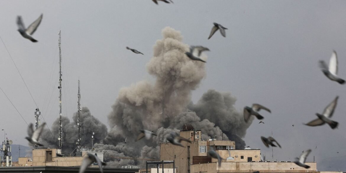 ira-resiste-a-ataques-e-desafia-estados-unidos-em-nova-fase-da-guerra