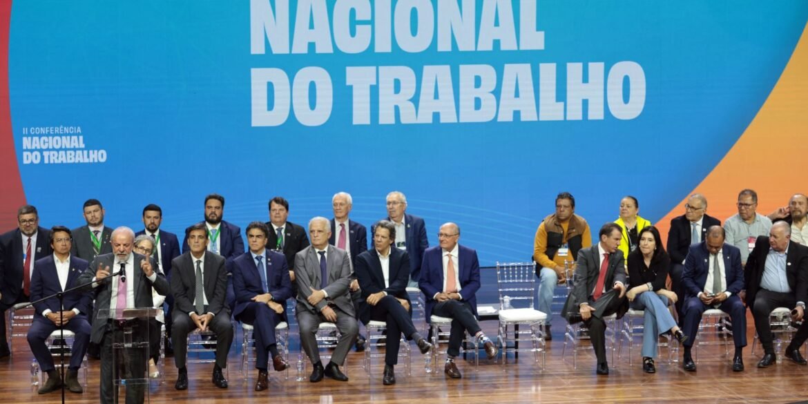 fim-do-6×1:-lula-propoe-negociacao-entre-patroes,-empregados-e-governo