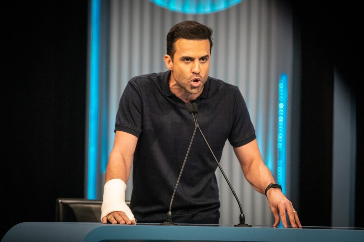 inelegivel-ate-2032,-pablo-marcal-deixa-o-prtb-e-vai-se-filiar-ao-uniao-brasil-em-sp