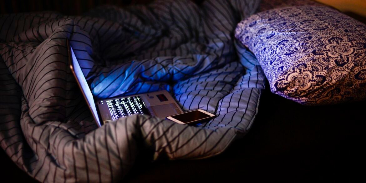 violencia-sexual-na-internet-atinge-1-em-cada-5-adolescentes-no-brasil