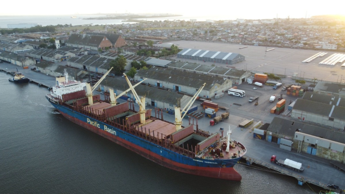 balanca-comercial-tem-superavit-de-us$-4,2-bi-em-fevereiro-com-petroleo-|-g1