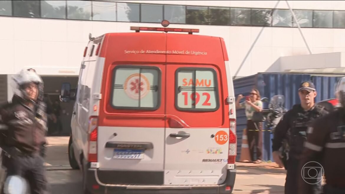 bolsonaro-comecou-a-passar-mal-de-madrugada-e-foi-encaminhado-ao-hospital-apos-agravamento-do-quadro,-diz-registro