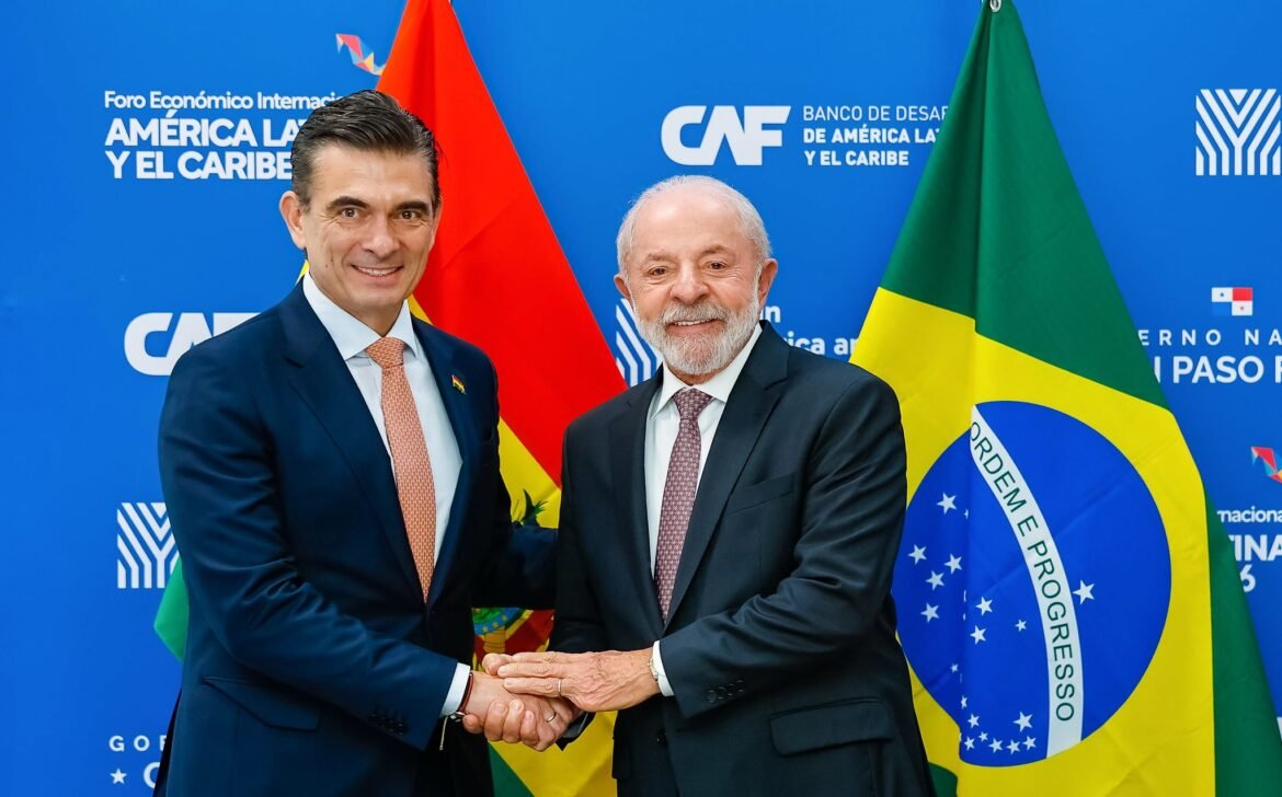 lula-recebe-presidente-de-direita-da-bolivia-apos-faltar-a-posse-de-lider-do-mesmo-campo-no-chile