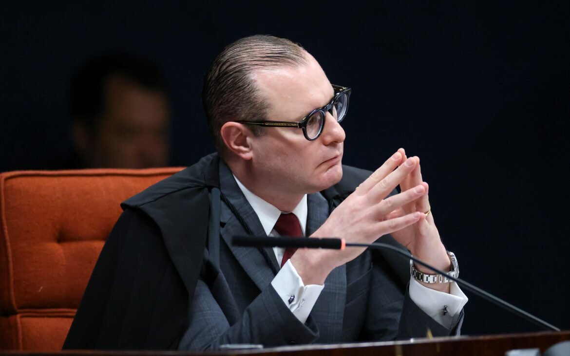 zanin-nega-pedido-para-que-stf-obrigue-camara-a-instalar-cpi-sobre-caso-master