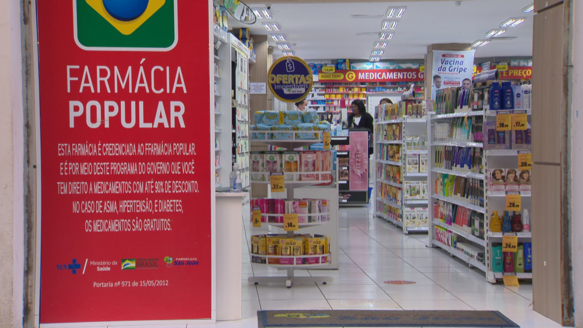farmacia-popular:-ministerio-identifica-mais-de-400-registros-com-prescricoes-atipicas-e-suspende-94-farmacias