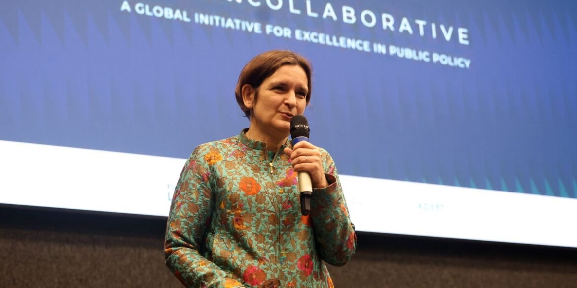 nobel-de-economia-ajudara-a-capacitar-servidores-publicos-no-brasil