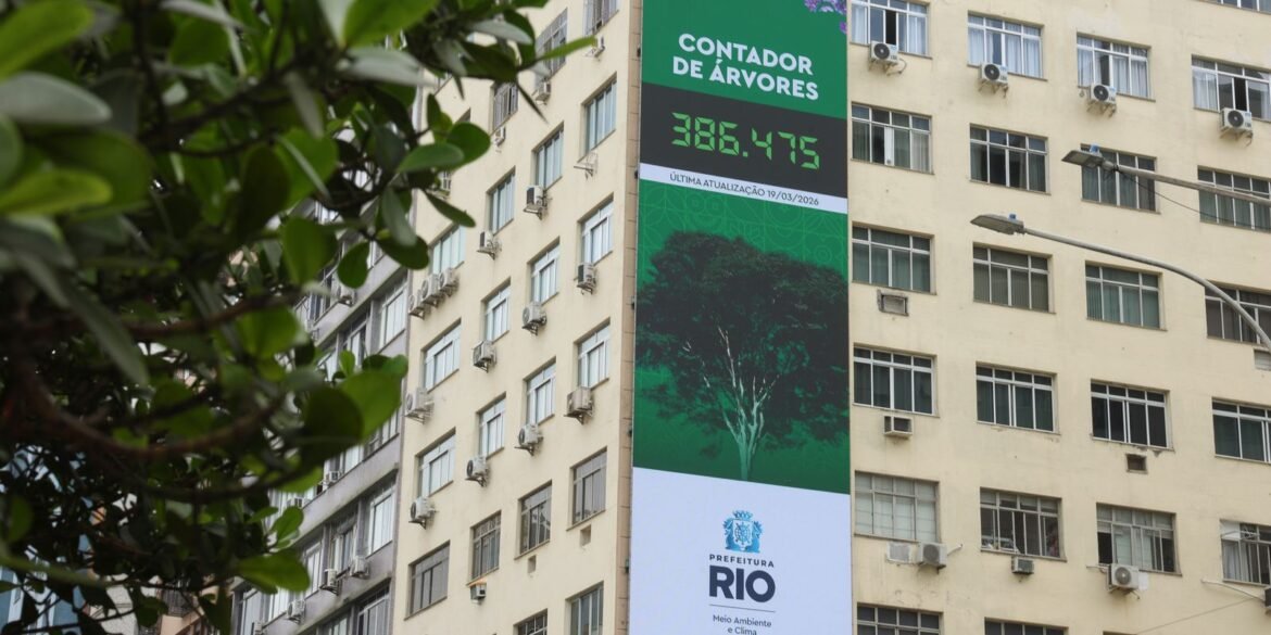 rio-lanca-painel-para-populacao-acompanhar-plantio-de-arvores