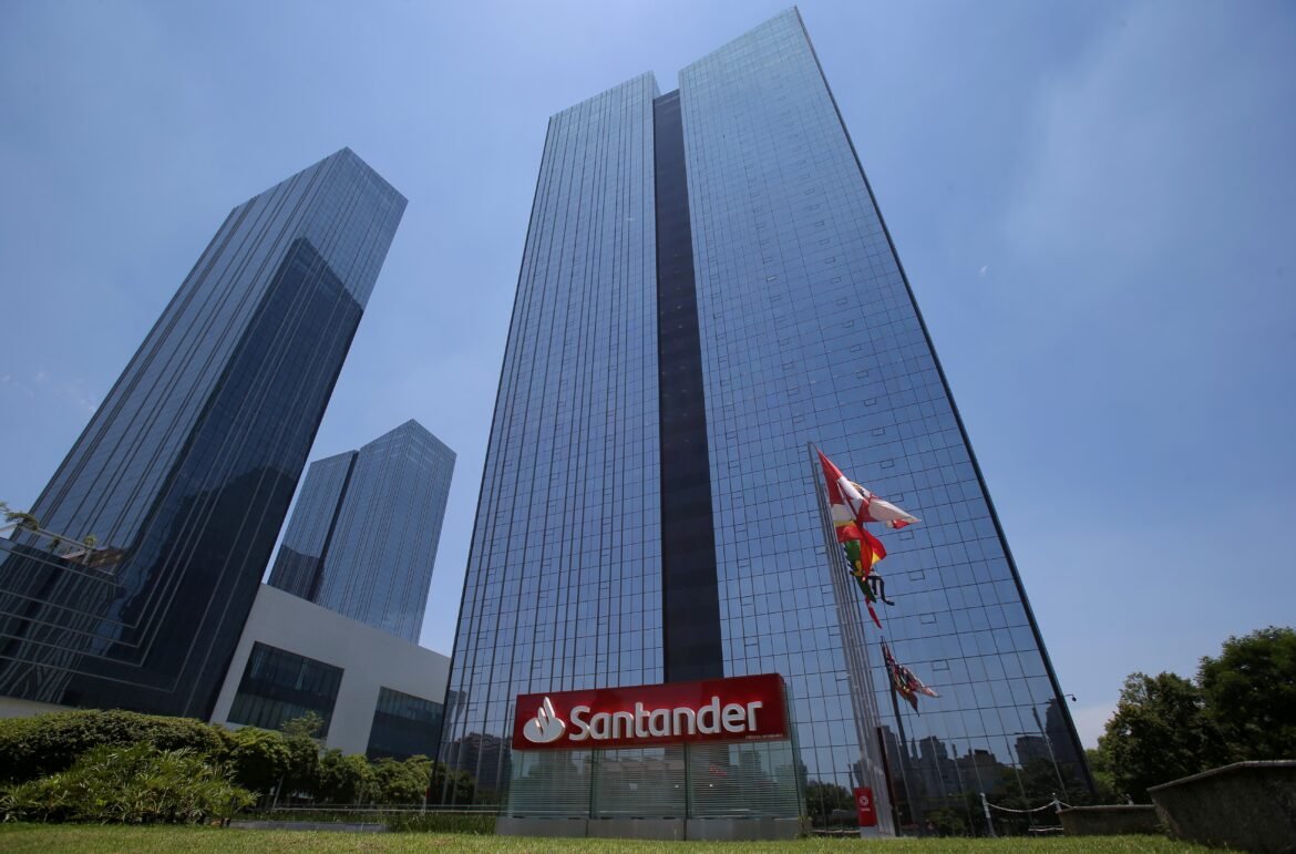 ceo-do-santander-brasil-decide-deixar-cargo;-finkelsztain,-da-b3,-sera-o-substituto-|-g1