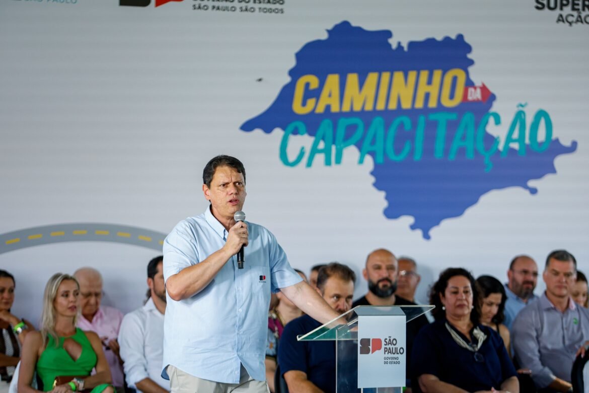 tarcisio-rebate-fala-de-lula-sobre-nao-receber-prefeitos:-‘voces-estao-muito-enganados’