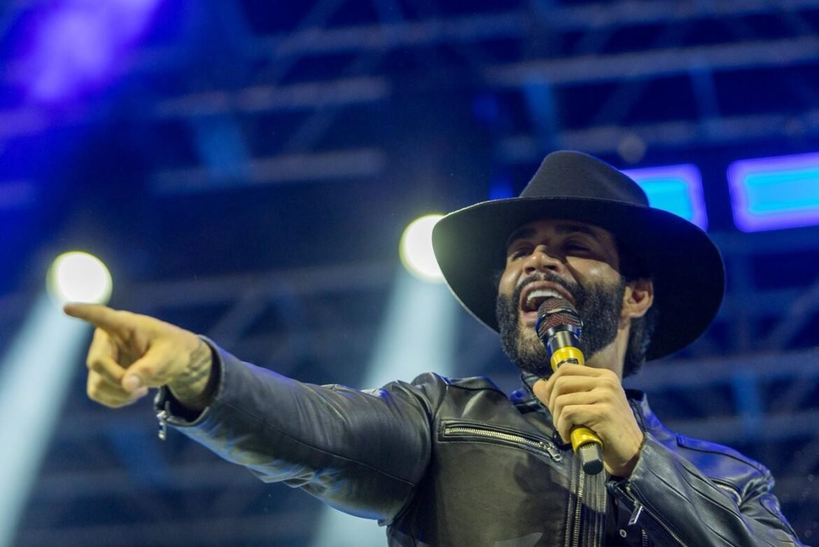 venda-de-passaportes-para-a-expomontes-2026-comeca-nesta-segunda;-veja-a-grade-de-shows