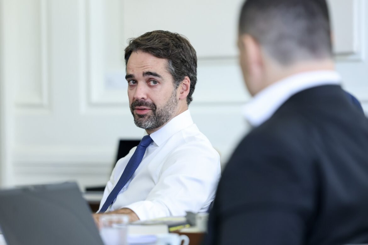 com-a-escolha-de-caiado-na-corrida-a-presidencia,-qual-sera-o-papel-de-eduardo-leite-nas-eleicoes?