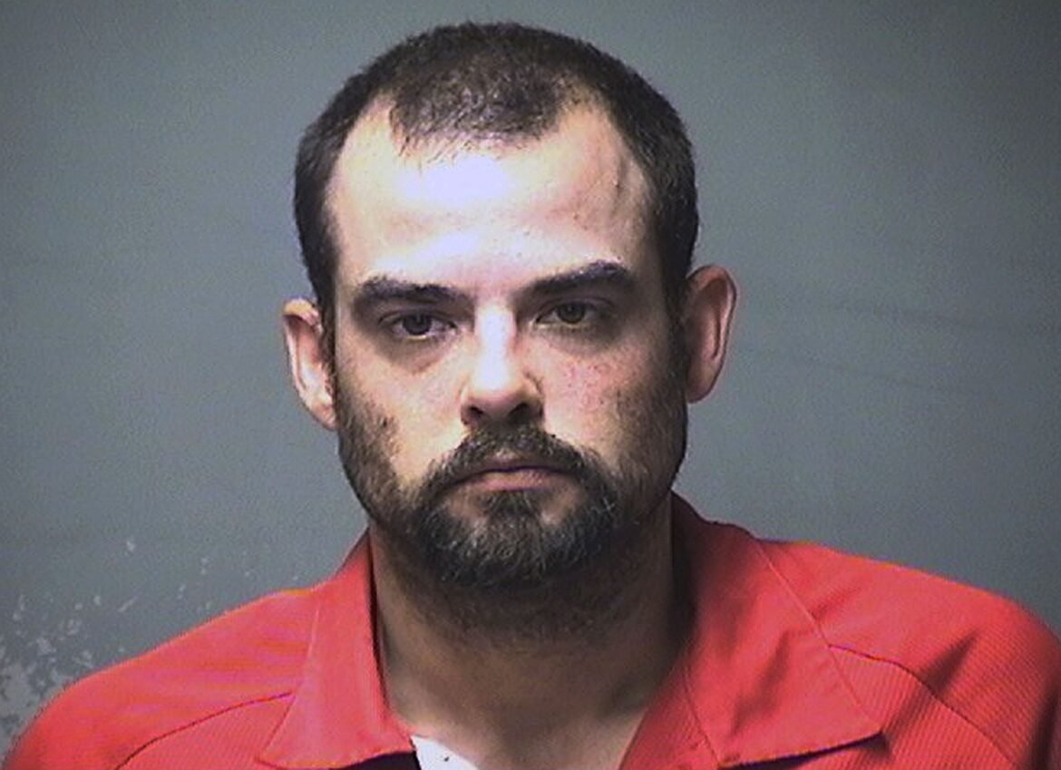 homem-e-preso-apos-morder-cachorro-nos-eua