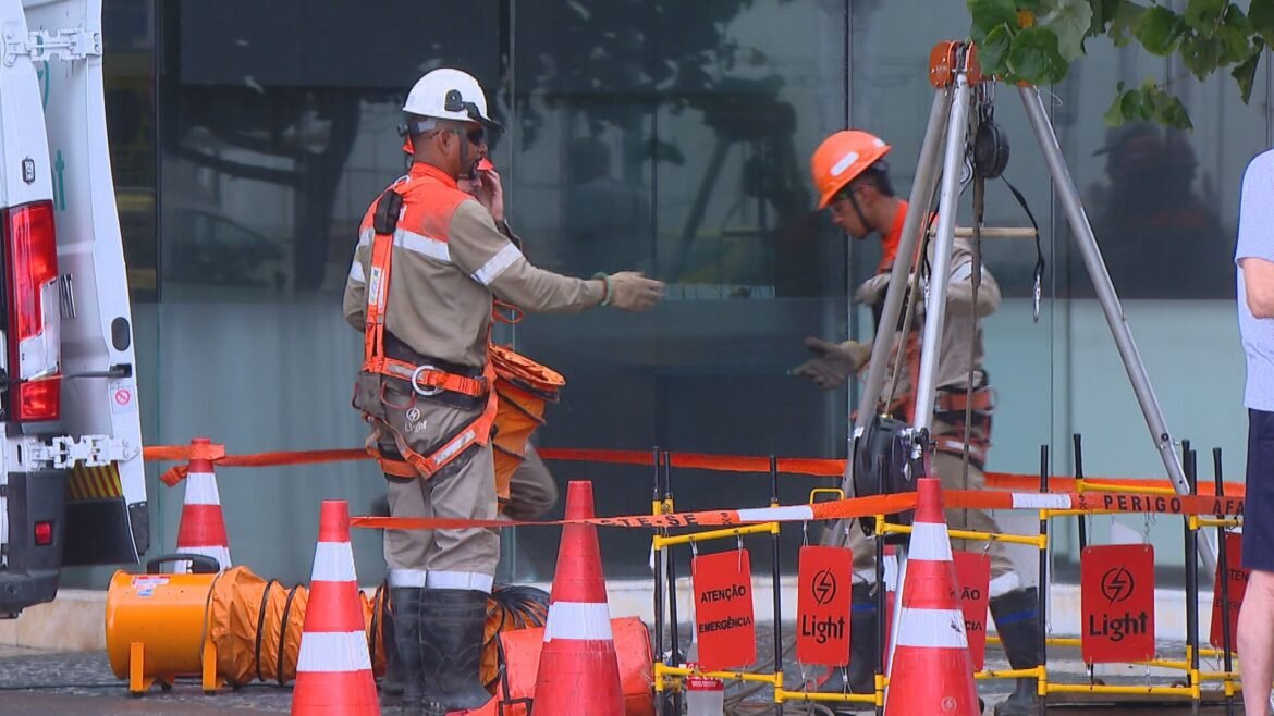 tcu-da-aval-a-renovacao-da-concessao-da-light-no-rio;-decisao-e-do-governo-federal-|-g1