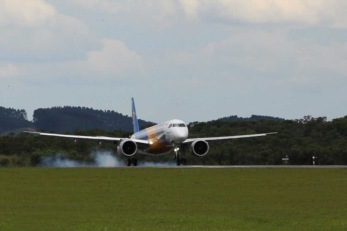 embraer-entrega-44-avioes-no-1o-trimestre-de-2026-e-registra-alta-de-47%-em-relacao-ao-ano-anterior-|-g1