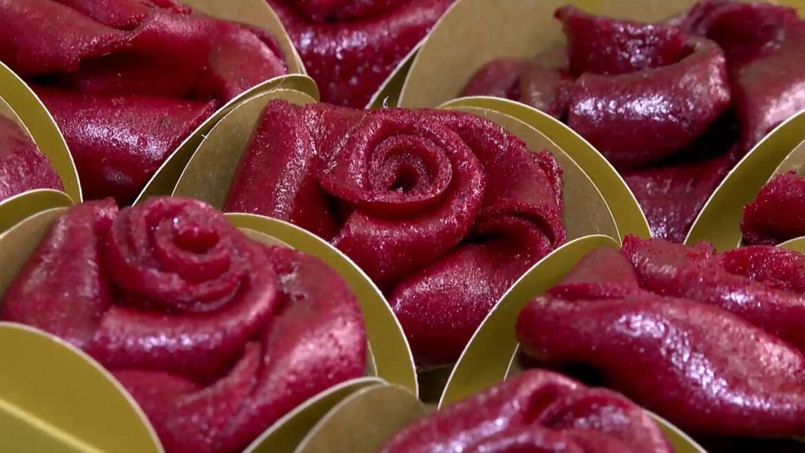 frutas-e-legumes-que-iriam-para-o-lixo-viram-couro-vegetal-comestivel-|-g1