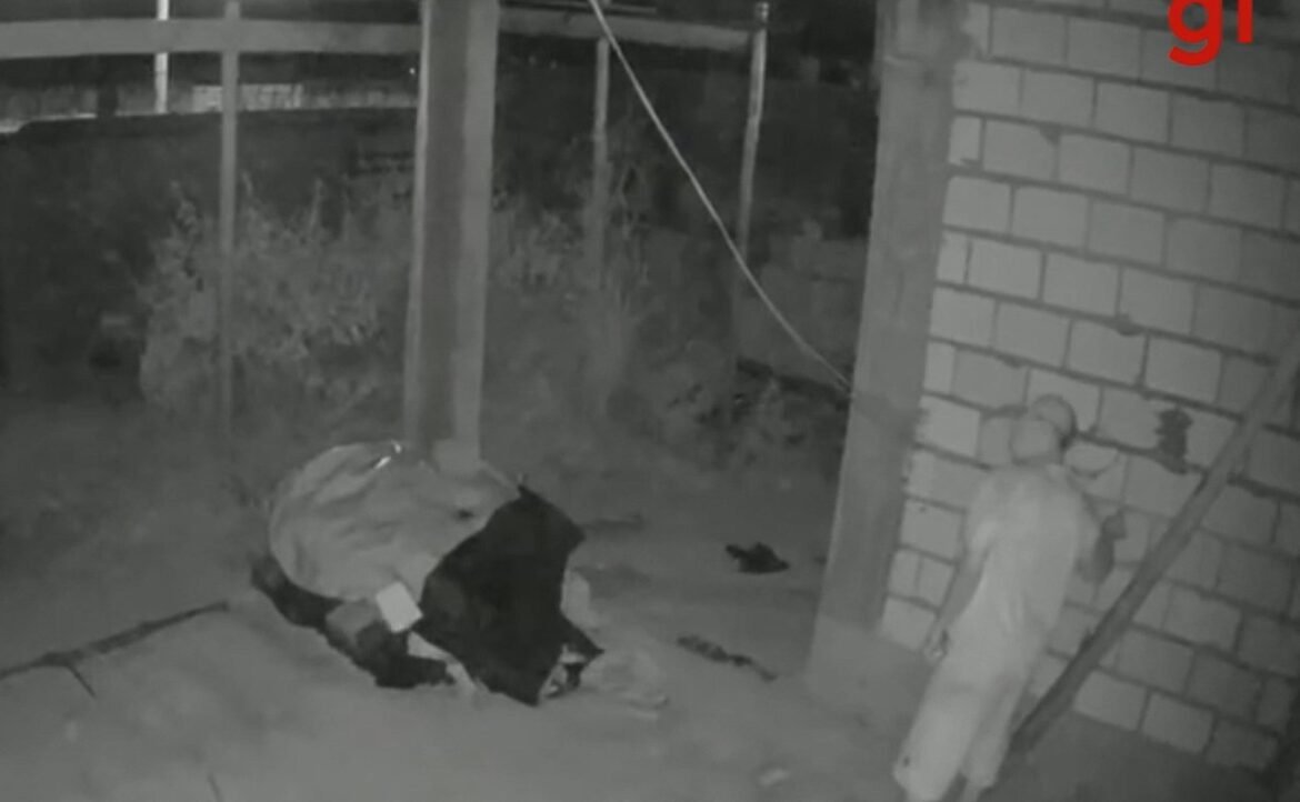 video:-invasao-a-obra-e-acompanhada-em-tempo-real-por-cameras-e-termina-em-prisao-em-pirapora