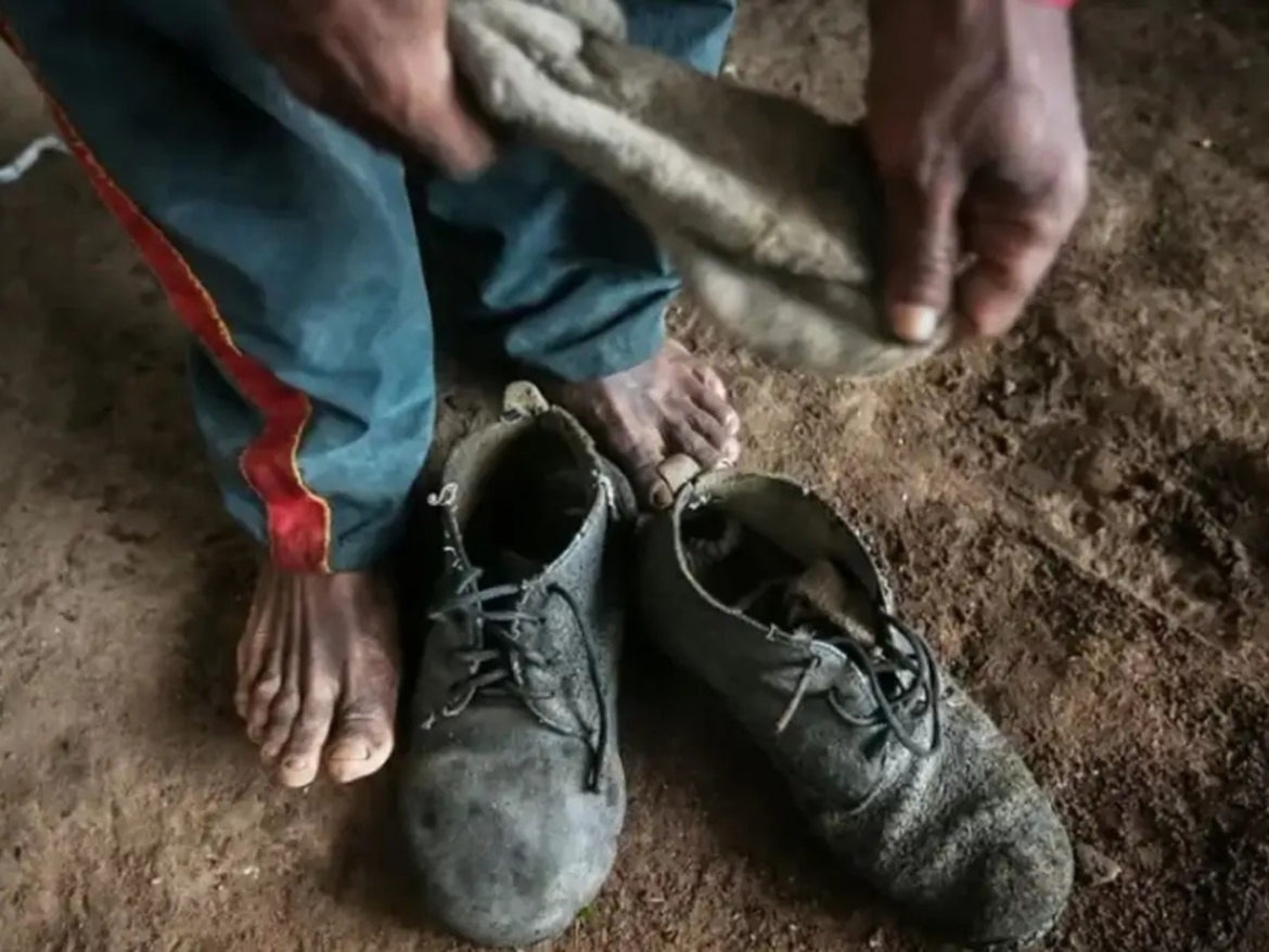 china-reage-a-inclusao-da-montadora-de-carros-eletricos-byd-em