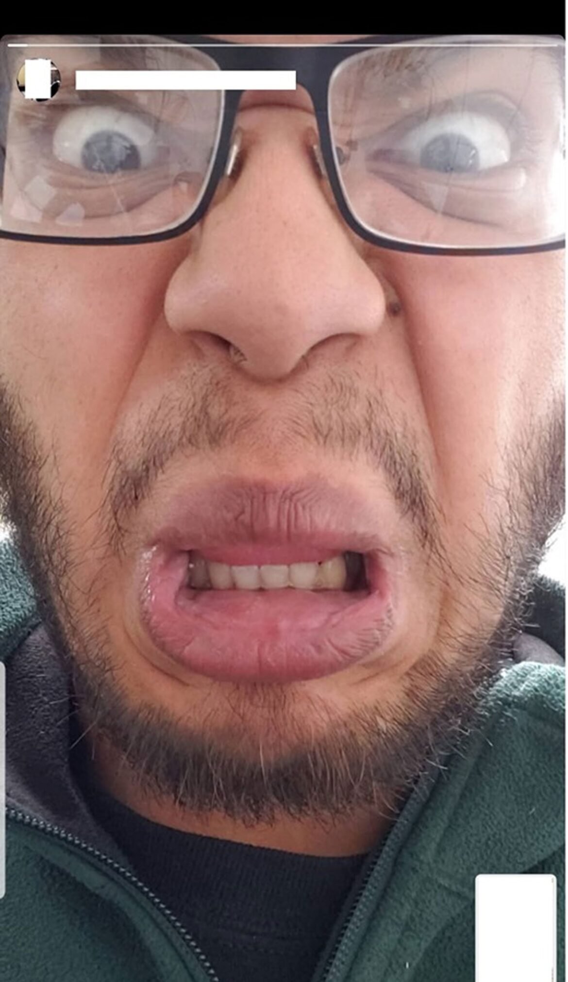 policia-dos-eua-busca-suspeito-que-postou-selfie-no-stories-da-vitima-usando-celular-roubado