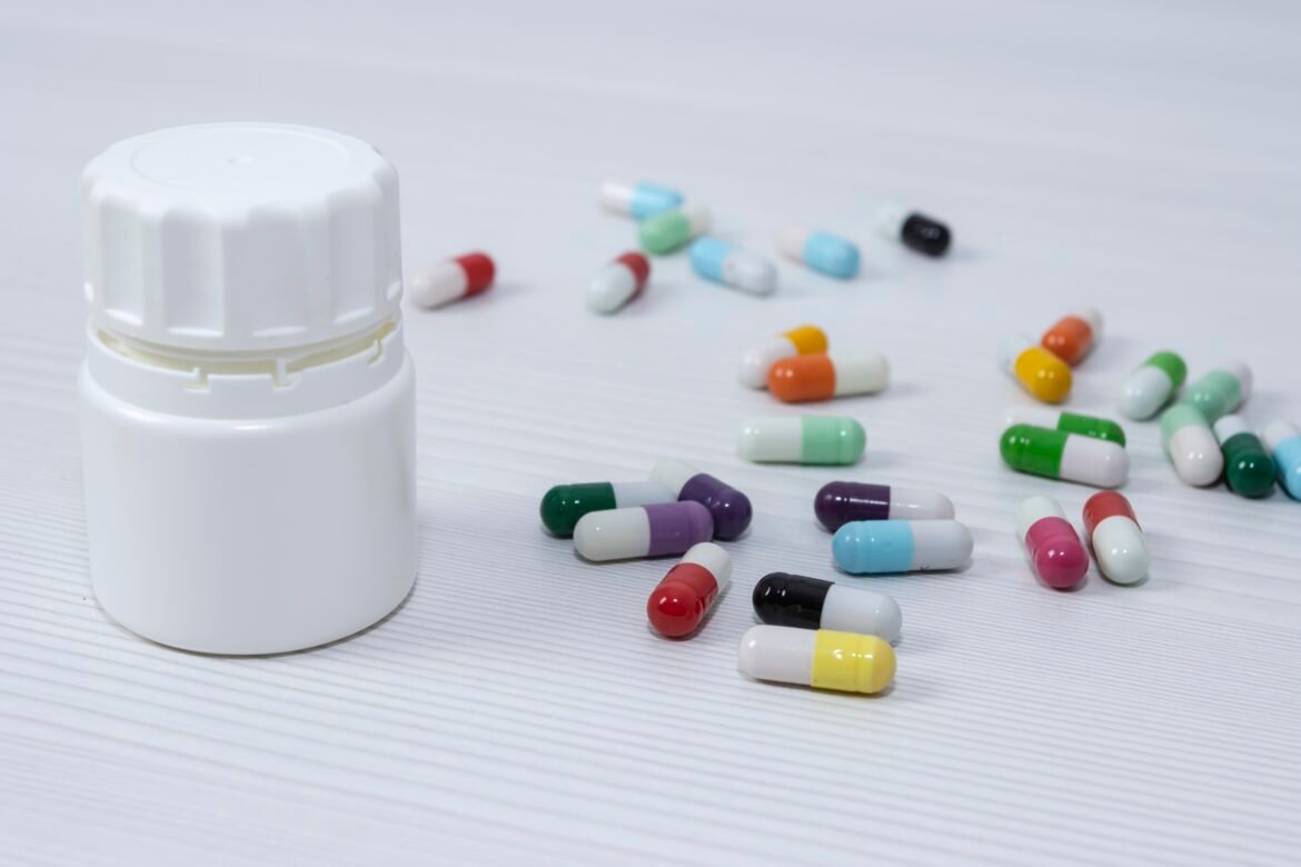 como-os-antibioticos-afetam-o-microbioma-mesmo-anos-apos-seu-uso
