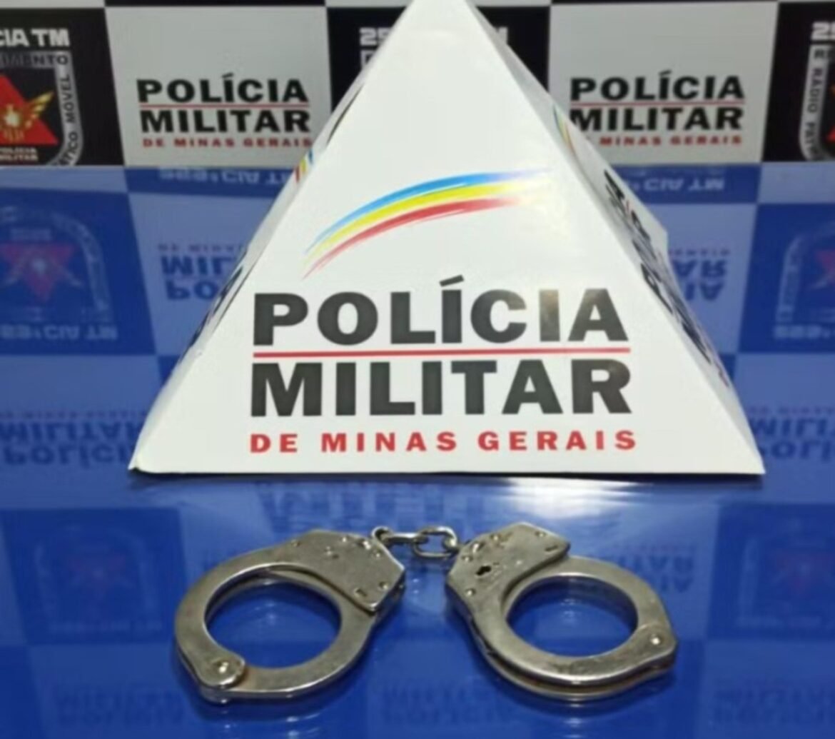 foragido-da-justica-tenta-se-passar-por-irmao-em-abordagem-da-pm,-mas-e-reconhecido-e-preso-em-pirapora