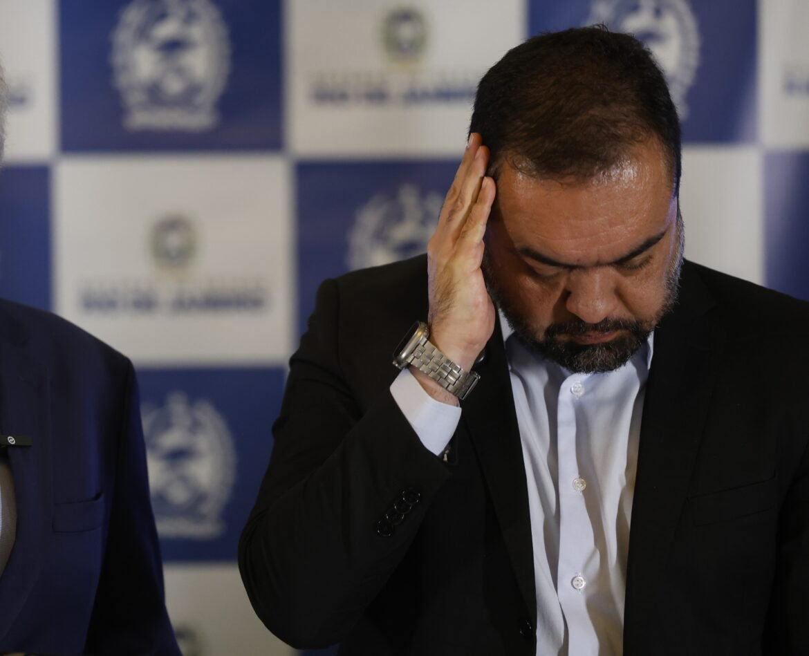 ex-governador-claudio-castro-viajou-em-aviao-de-empresa-ligada-a-vorcaro-para-assistir-a-final-da-libertadores-no-peru