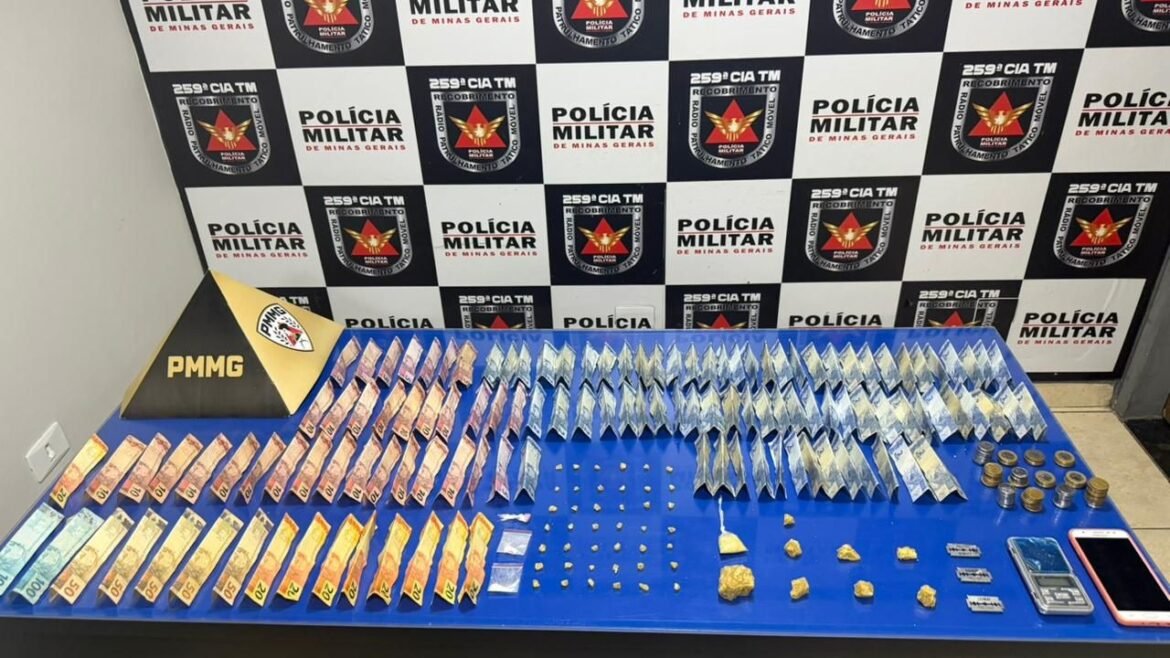 suspeito-de-trafico-e-preso-apos-escalar-muro-com-concertina,-passar-por-cercas-de-arame-farpado-e-pular-telhados-em-pirapora