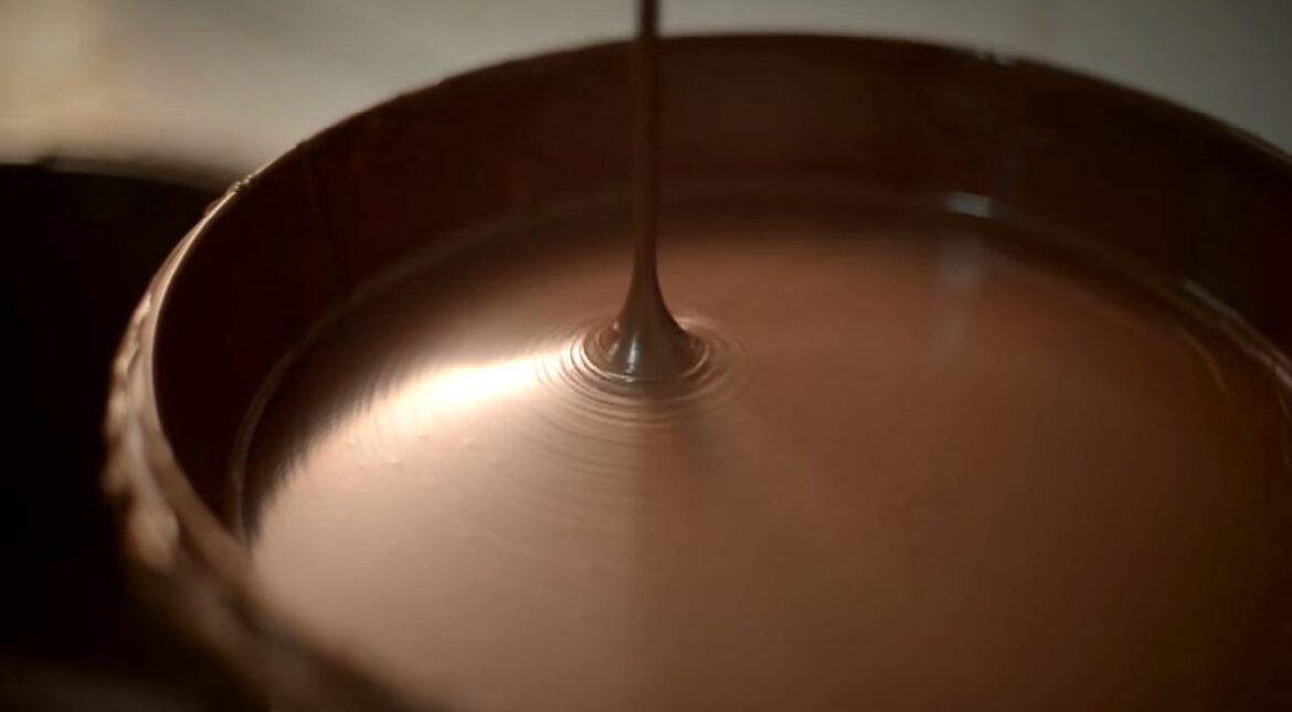 senado-aprova-lei-que-altera-quantidades-minimas-de-cacau-em-chocolates;-veja-percentuais