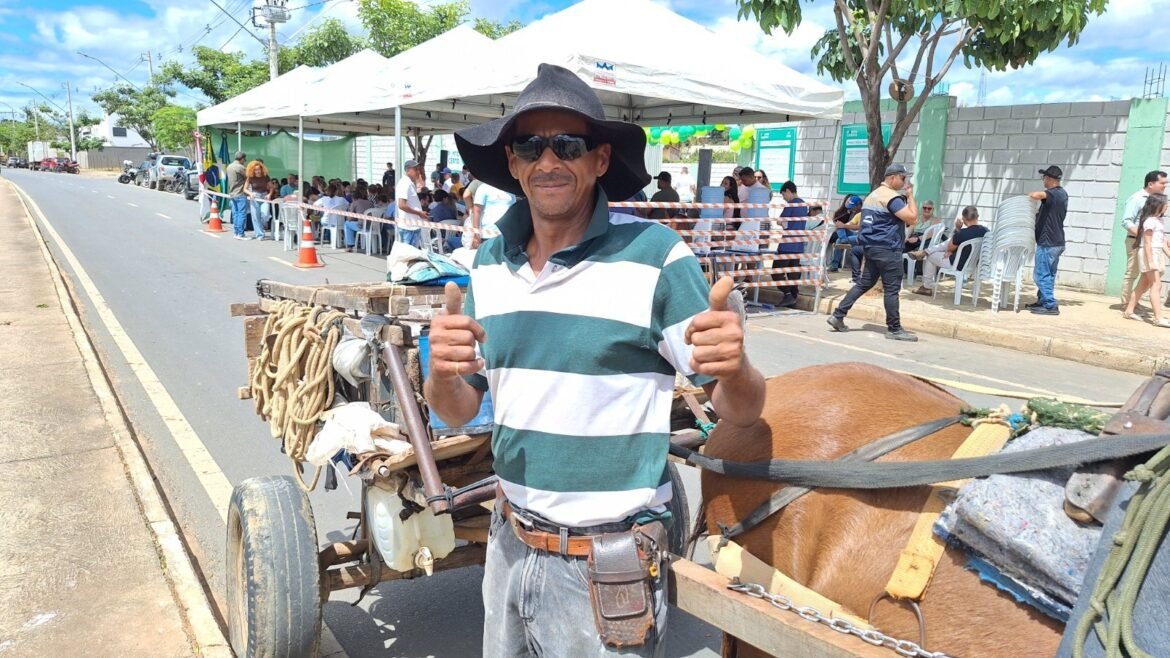 prefeitura-de-montes-claros-inaugura-ponto-certo-no-canelas