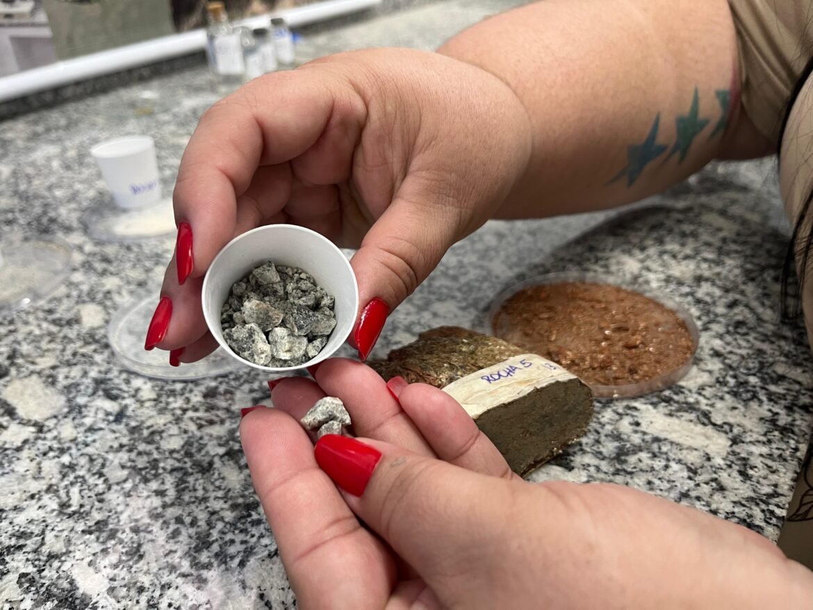 projeto-sobre-exploracao-de-terras-raras-e-minerais-criticos-tem-analise-adiada-para-maio