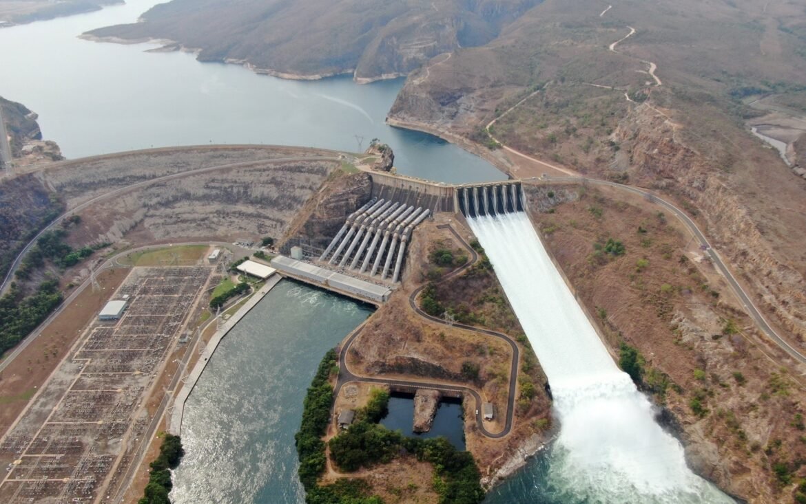 governo-planeja-vender-sobras-de-energia-hidreletrica-para-o-exterior-|-g1