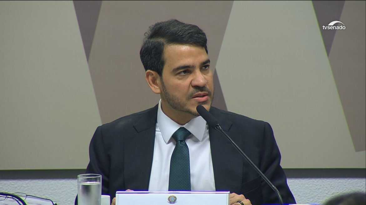 messias-diz-que-stf-nao-deve-ser-‘procon-da-politica’,-mas-tambem-‘nao-pode-ser-omisso’