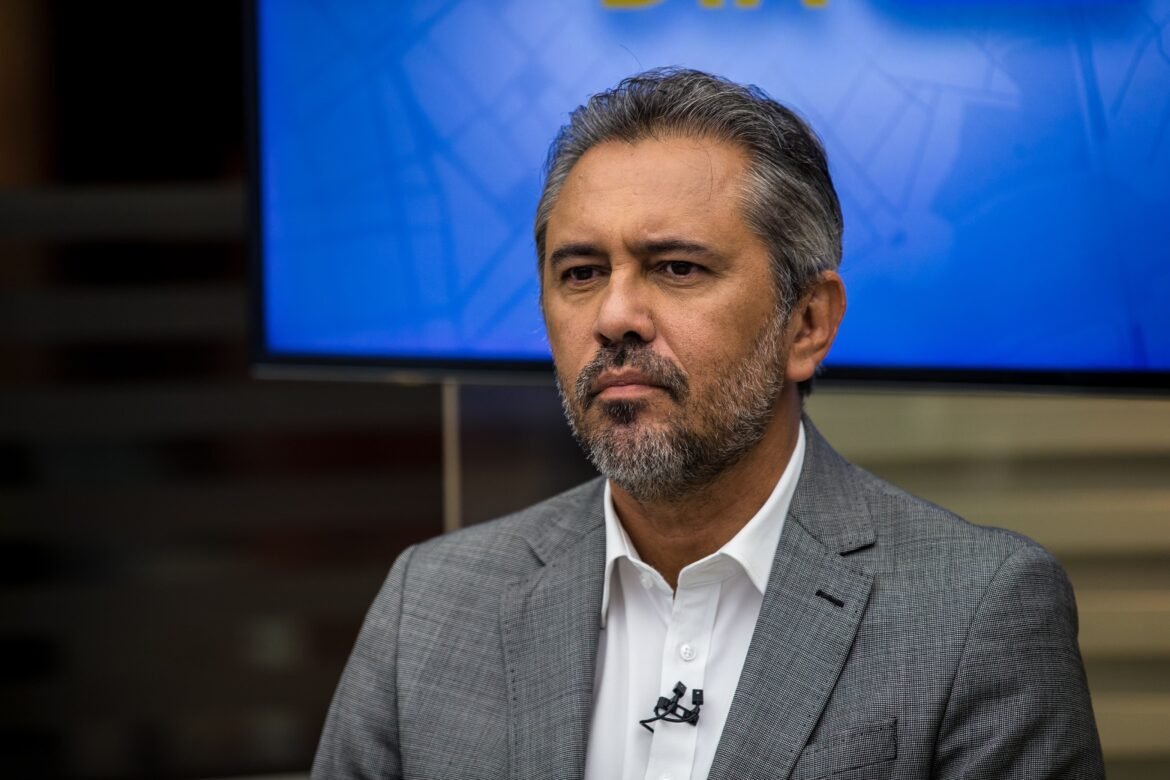 quaest:-53%-aprovam-e-30%-desaprovam-governo-elmano-de-freitas-no-ceara