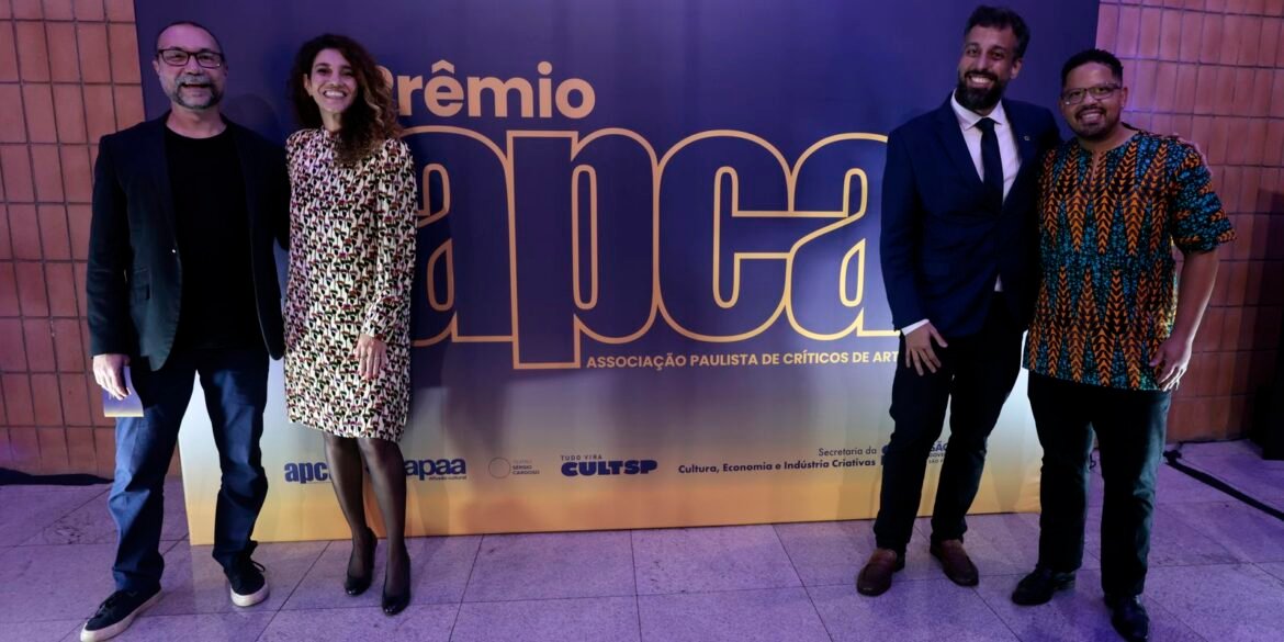 programa-tarde-nacional-sp,-da-radio-nacional,-recebe-premio-apca