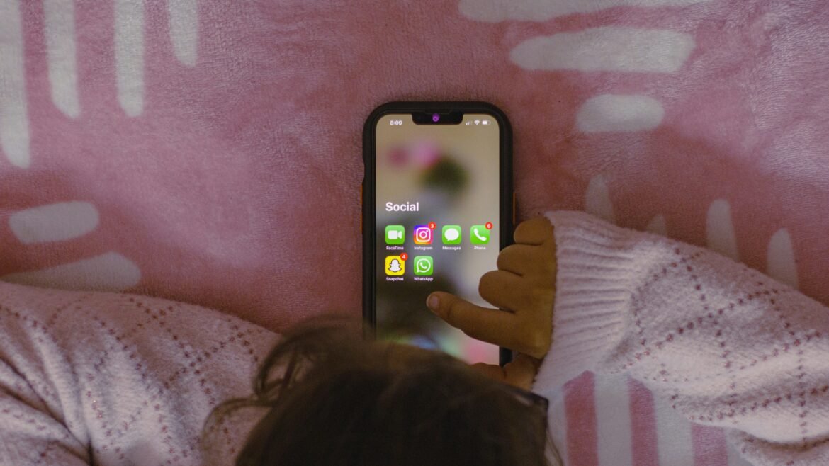 instagram-vai-analisar-estrutura-ossea-para-verificar-idade-de-menores-|-g1