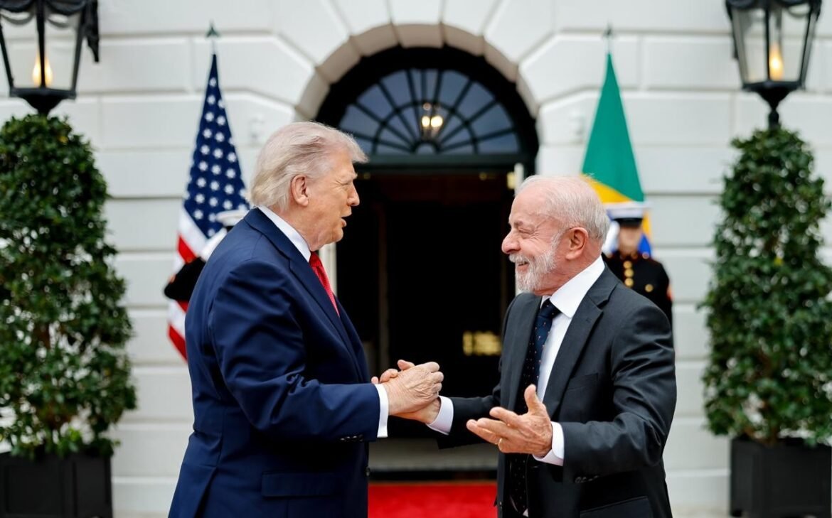 elogio-de-trump,-tour-na-casa-branca,-tres-horas-de-reuniao:-como-foi-o-encontro-de-lula-com-o-presidente-americano