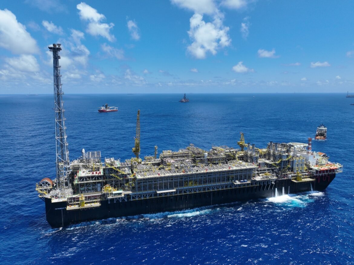 producao-de-petroleo-do-brasil-bate-recorde-pelo-2o-mes-consecutivo,-em-marco-|-g1