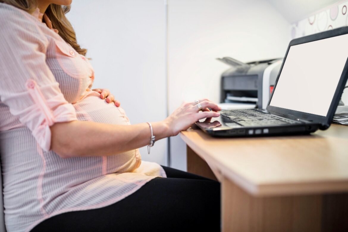empresas-com-licenca-maternidade-estendida-diminuem;-380-mil-mulheres-foram-demitidas-apos-retorno