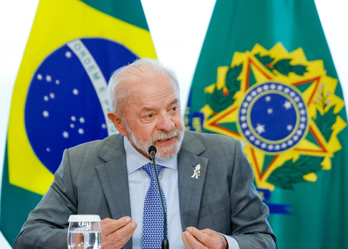 com-criticas-a-gestao-bolsonaro,-lula-sanciona-dia-nacional-em-memoria-das-vitimas-da-covid-19