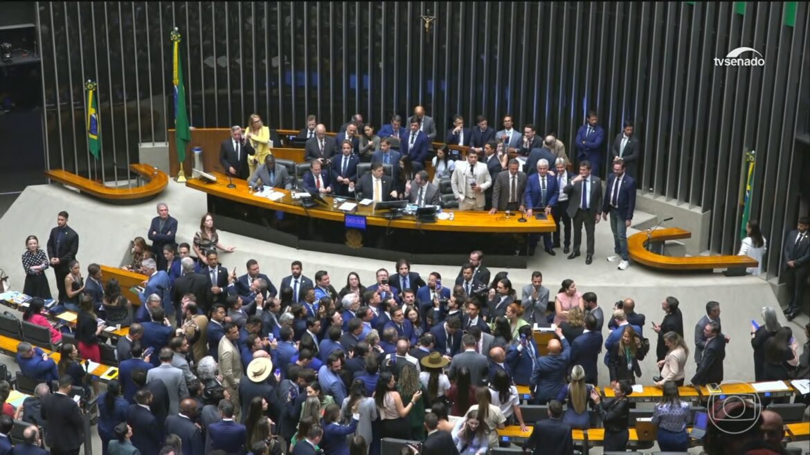 a-guerra-politica-em-torno-da-dosimetria-dos-atos-golpistas-–-o-assunto-#1717
