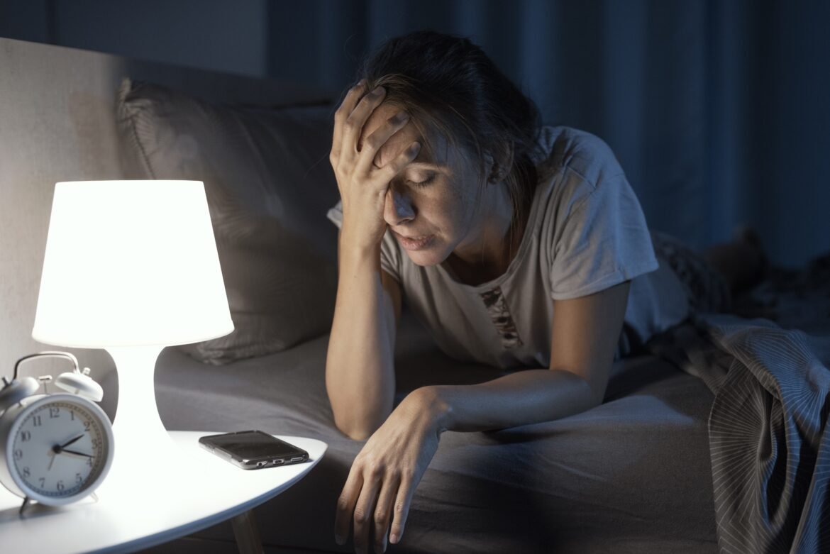 dormir-pouco-ou-demais-pode-acelerar-envelhecimento-do-corpo-e-aumentar-risco-de-doencas,-diz-estudo