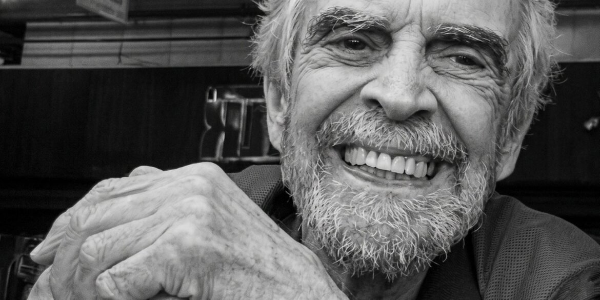 vladimir-sacchetta,-jornalista-e-pesquisador,-morre-aos-75-anos