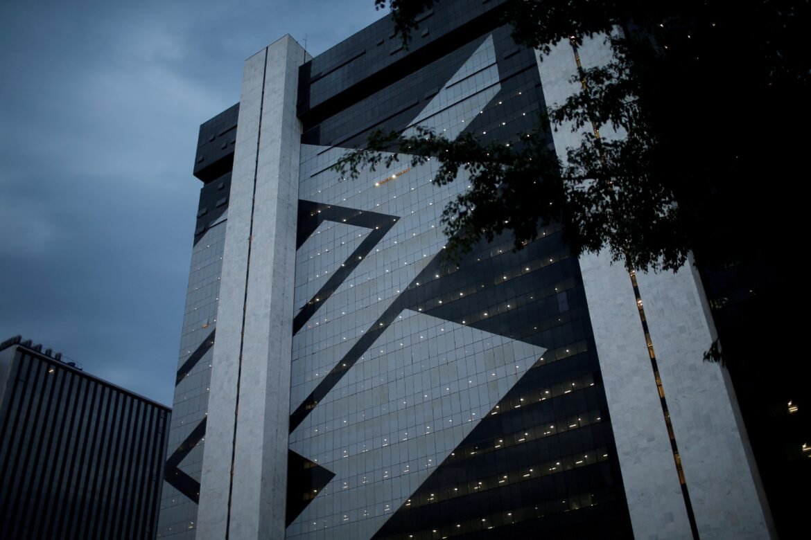 banco-do-brasil-corta-previsao-de-lucro para-2026-apos-queda-de-mais-de-50%-no-1o-trimestre-|-g1