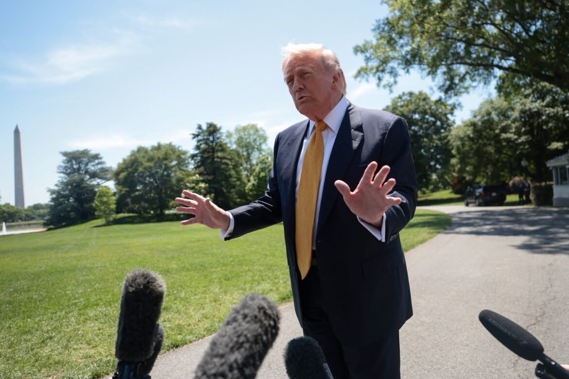 trump-desiste-de-processo-de-us$-10-bilhoes-contra-receita-dos-eua-|-g1