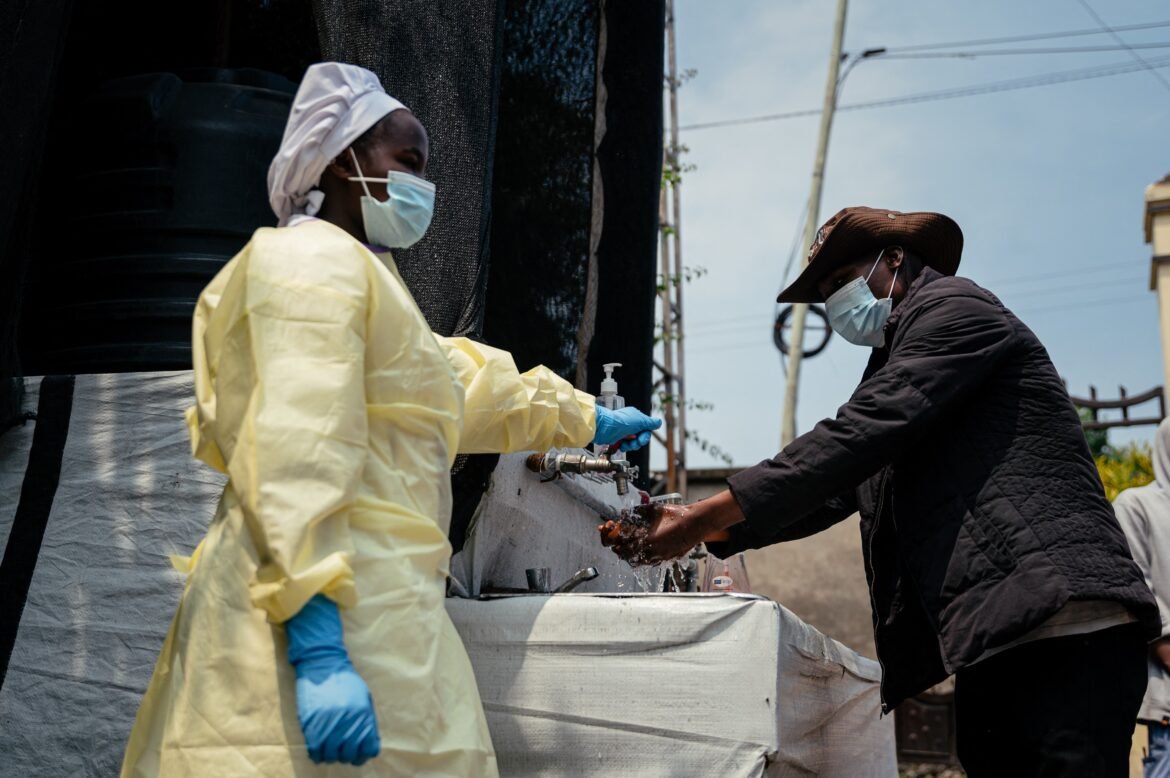 como-comecou-a-epidemia-de-ebola-na-africa,-que-se-tornou-emergencia-de-saude-publica-internacional?