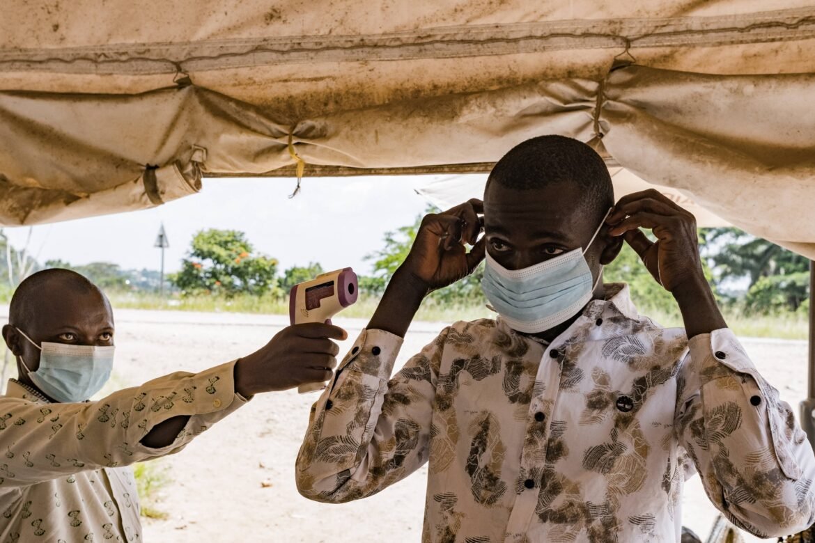 ebola:-eua-alertam-americanos-a-evitar-congo,-uganda-e-sudao-do-sul-por-surto;-falta-de-testes-atrasa-combate