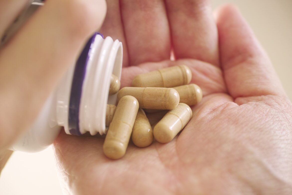 o-que-a-ciencia-diz-sobre-os-suplementos-de-nmn,-nad+-e-resveratrol-que-prometem-retardar-o-envelhecimento