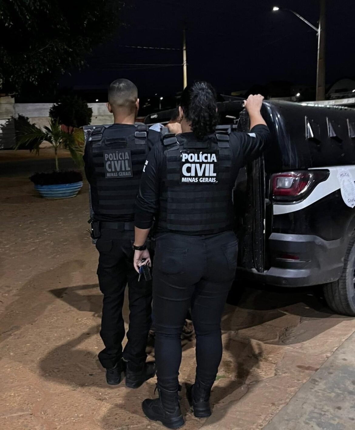 homem-e-preso-por-abusos-sexuais-contra-enteadas-em-indaiabira;-uma-das-vitimas-foi-ameacada-com-arma-e-forcada-a-manter-relacoes