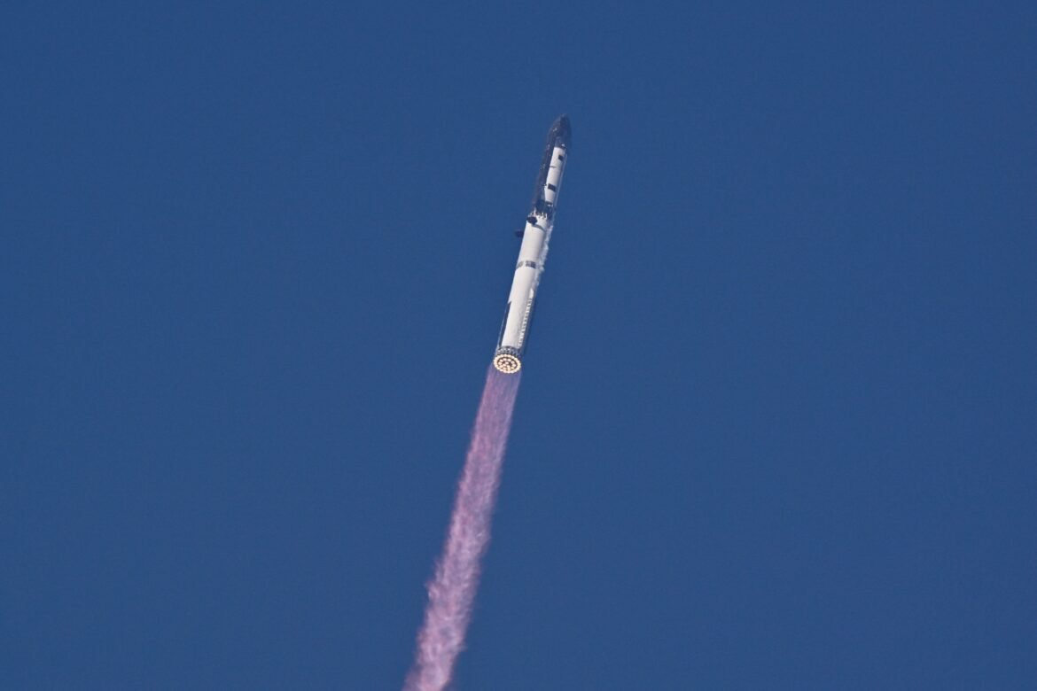 spacex-completa-12o-voo-da-supernave-starship;-veja-videos-da-missao-|-g1