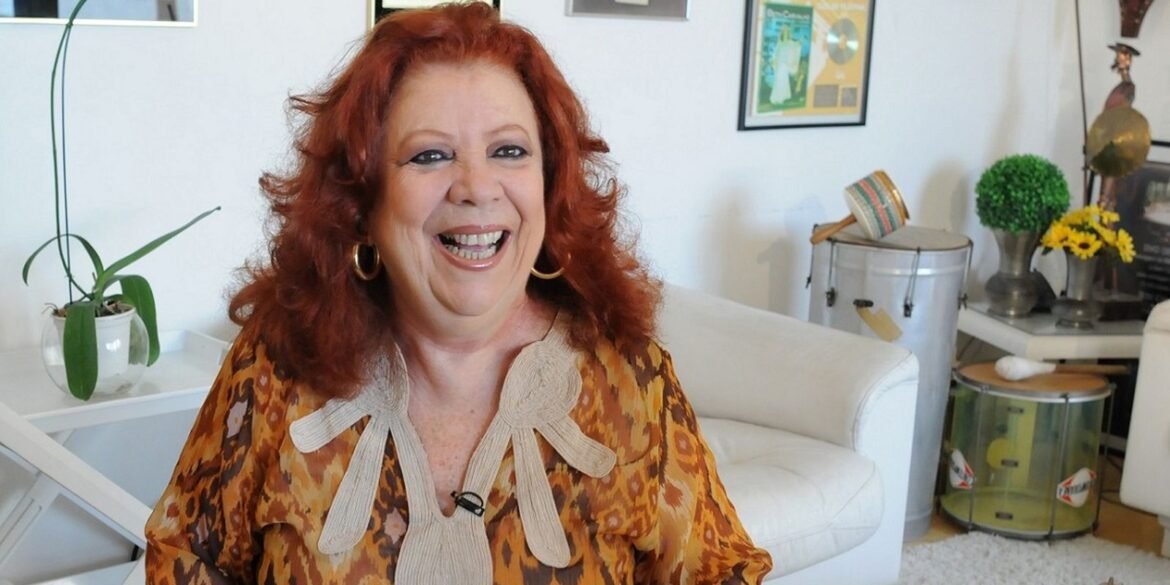 tv-brasil-homenageia-beth-carvalho-com-programas-especiais